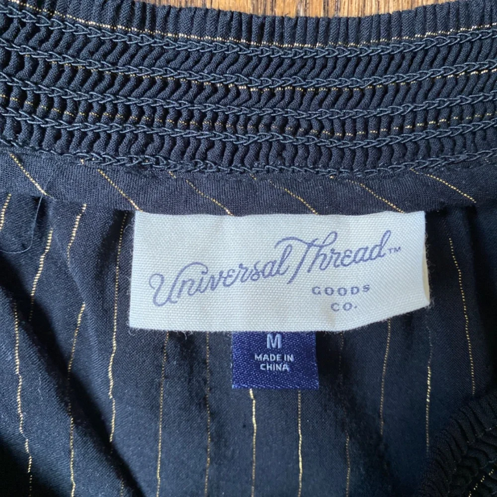 Universal Thread Blouse - Picture 2 of 3